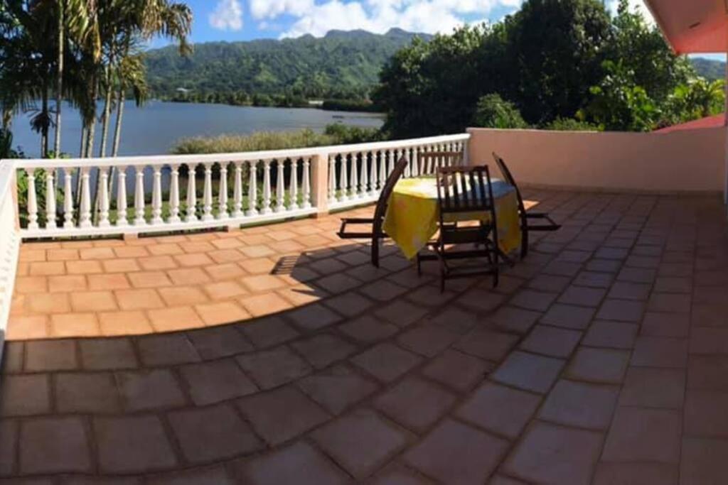 Te Mana Lodge Taravao Extérieur photo